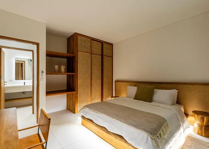 Villa Nina Complex