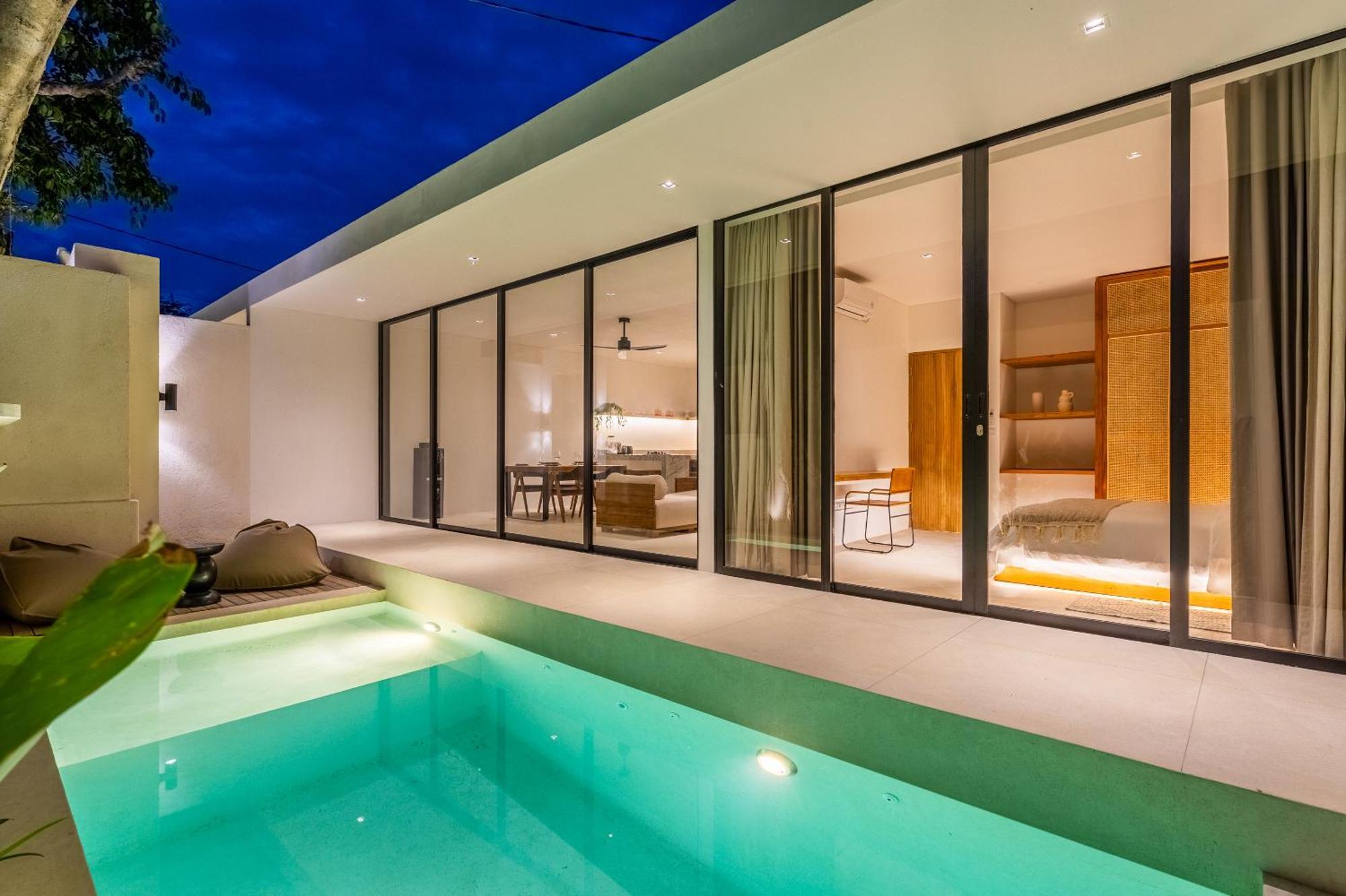 Villa Nina Complex *